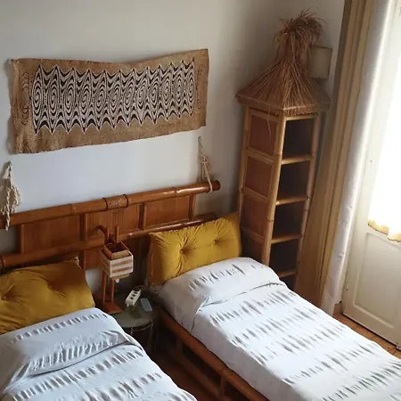 Bed and Breakfast Le Finestre Su Via Cavour Σάσαρι