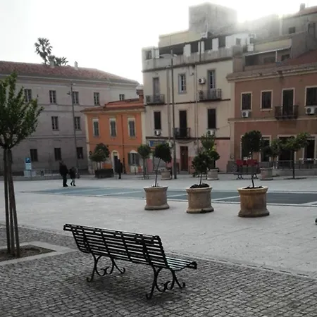 Le Finestre Su Via Cavour