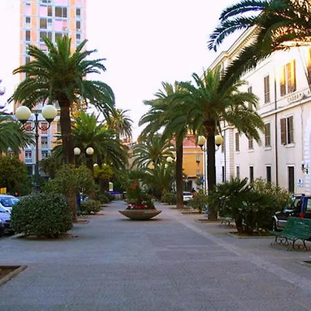 Le Finestre Su Via Cavour Nocleg ze śniadaniem 3*