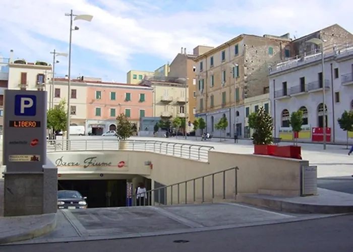 Le Finestre Su Via Cavour Sassari